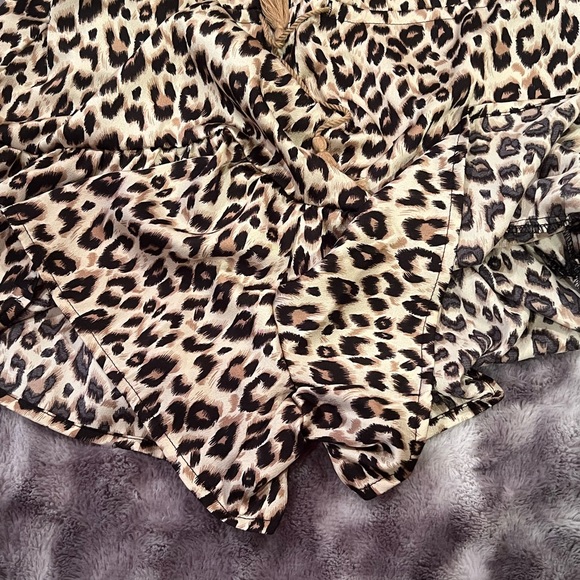 Cupshe Leopard Print Romper - Picture 5 of 5